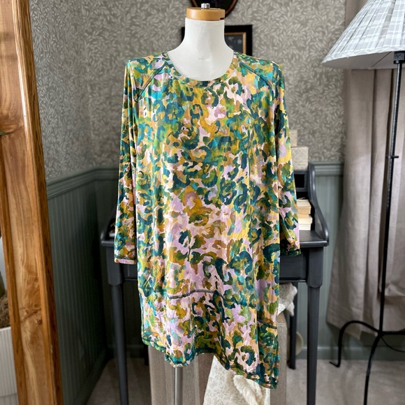 LOGO by Lori Goldstein Tops - LOGO by Lori Goldstein Multicolor Abstract Blouse